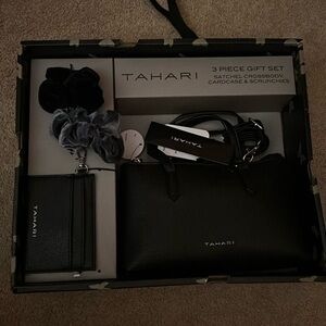 Tahari gift set black crossbody brand new